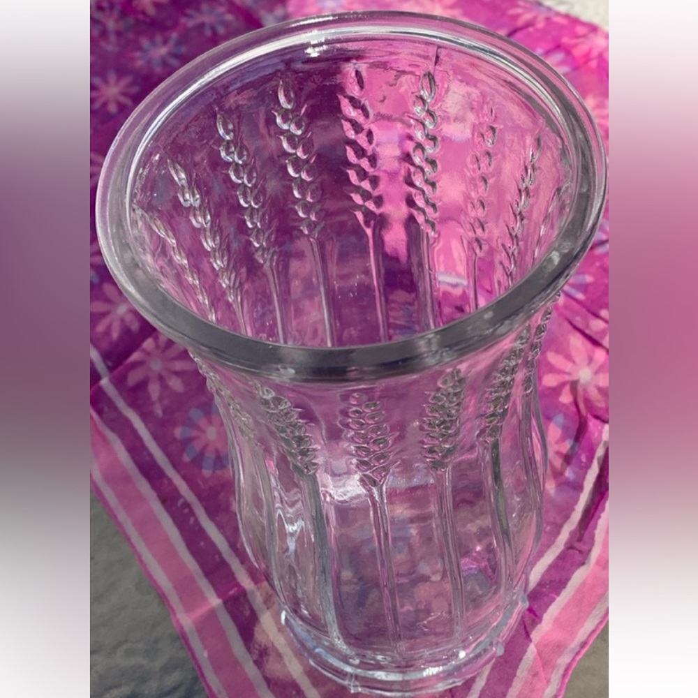 Vintage E.O. Brody clear glass large vase with wheat pattern. EUC